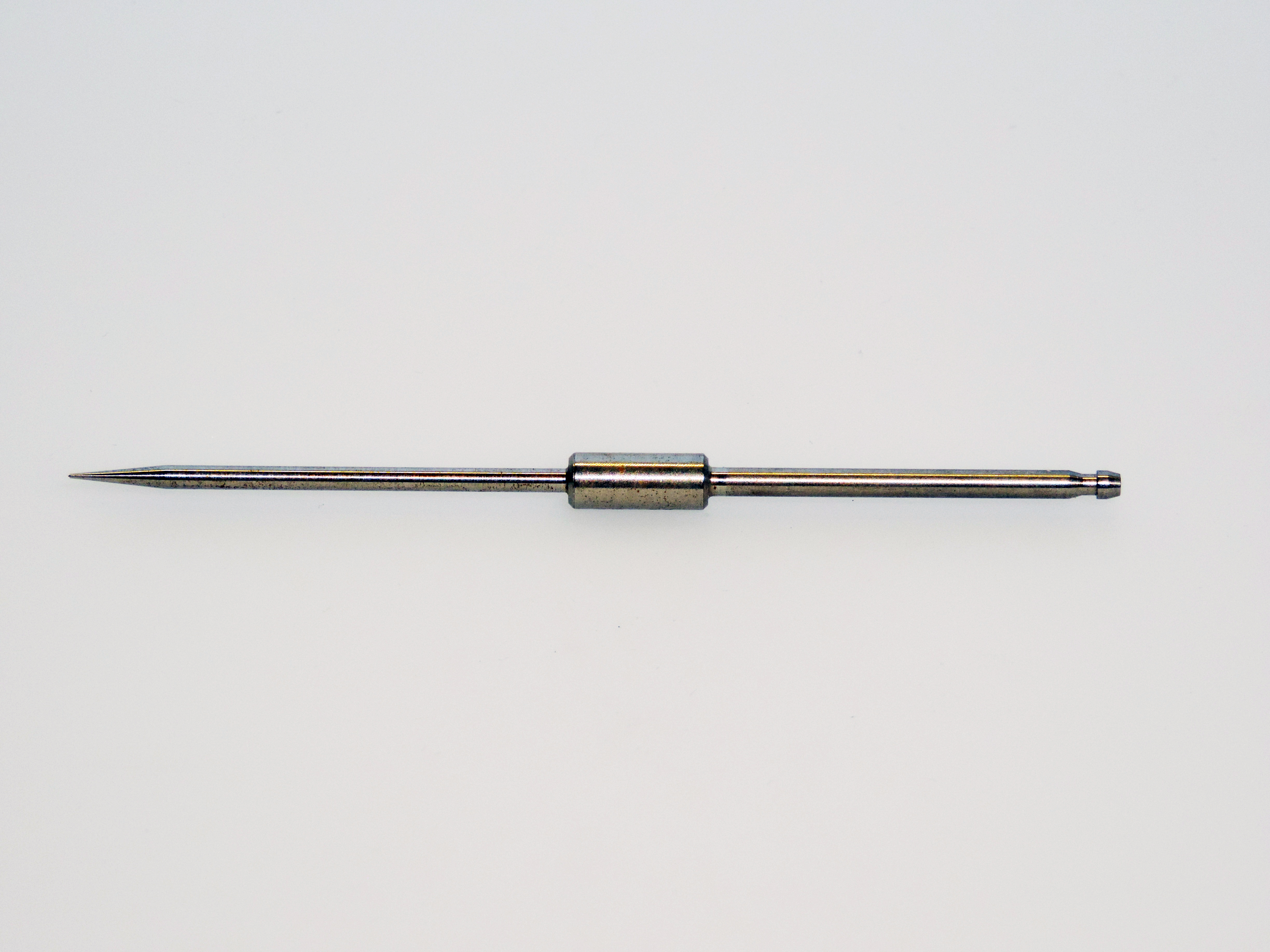 Boxed Fluid Needle Sri-37-K